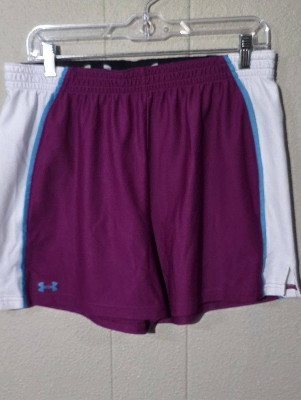 Nwot Women's Under Armour Loose Fit Shorts Sz L
